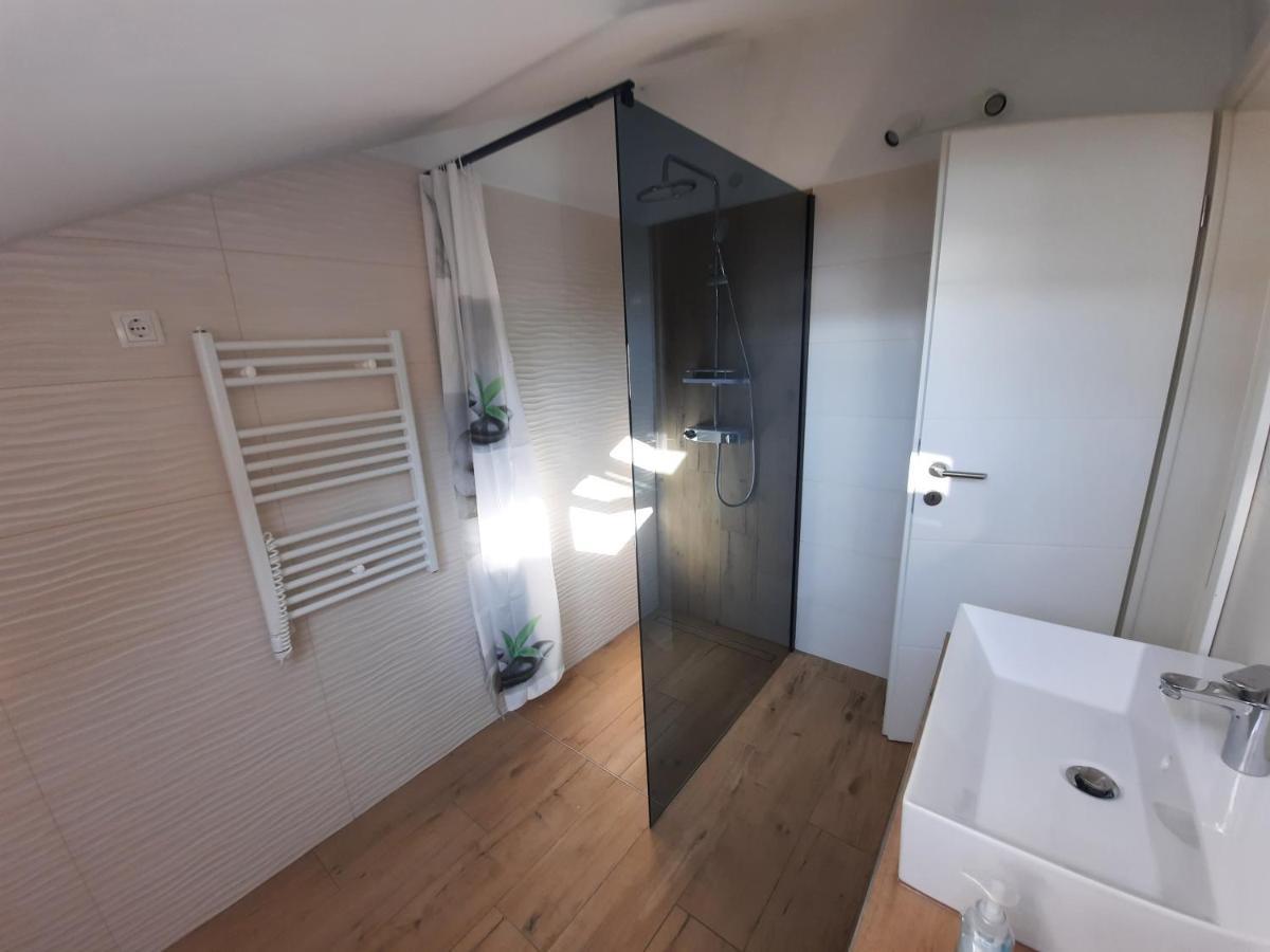 Sea View Later Apartment غييكا المظهر الخارجي الصورة
