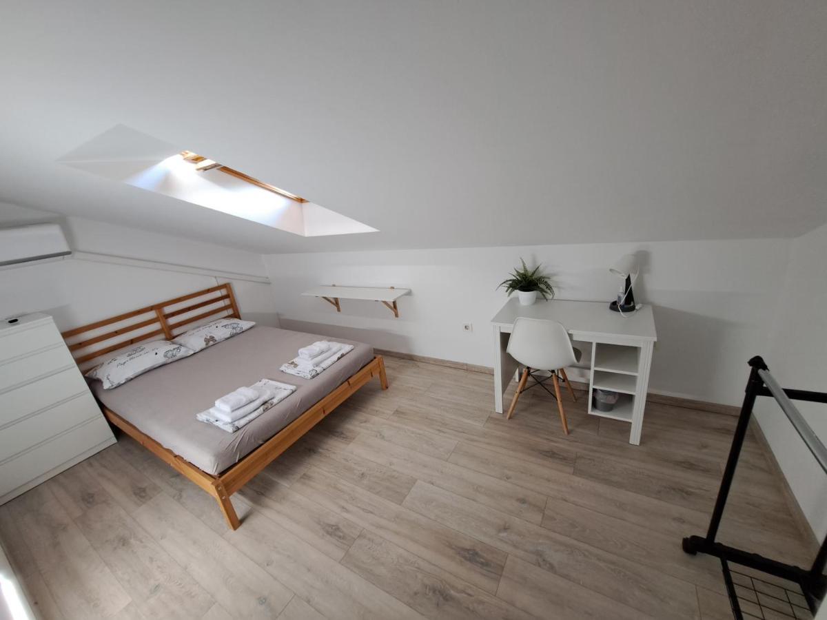 Sea View Later Apartment غييكا المظهر الخارجي الصورة